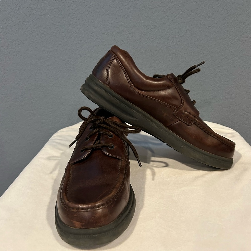 Men’s Hush Puppies shoes size 13
